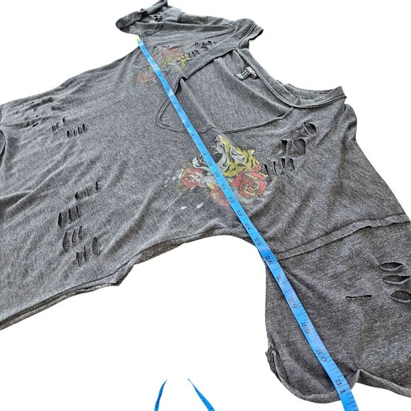 Streetwear Society Women's Tiger T shirt Top Ripped Detail V neck size M - Picture 8 of 16